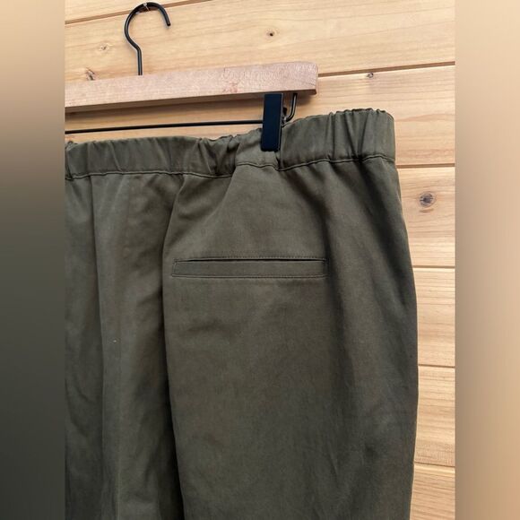Banana Republic Size XL Olive Green High Rise Cropped All Day Slim Taper Pants - Picture 8 of 12